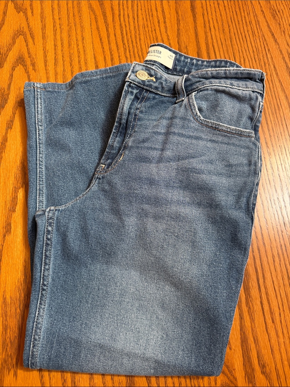 Hollister Women’s Straight Leg Blue Denim Jeans